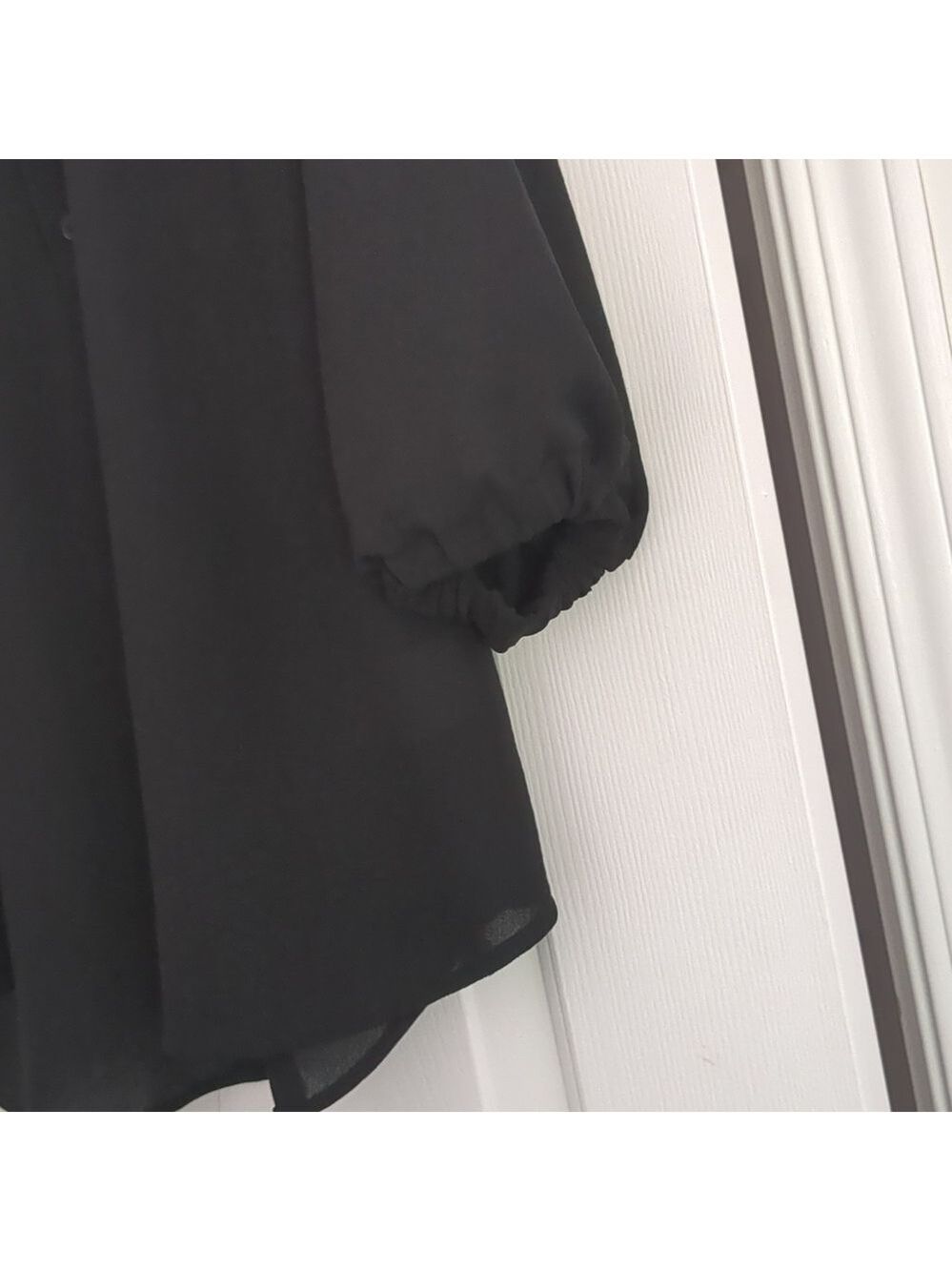 Black Express top - Picture 3 of 4